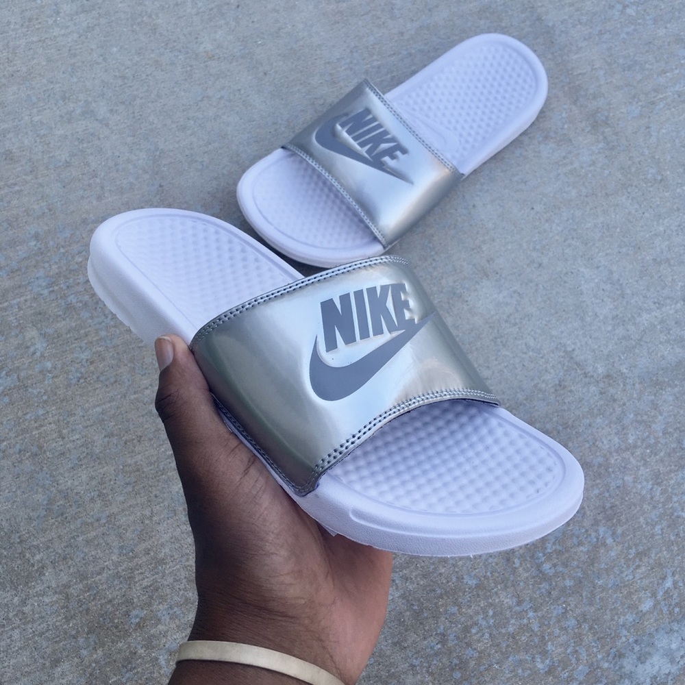 Women Nike Benassi " JDI " Shiny Gray
